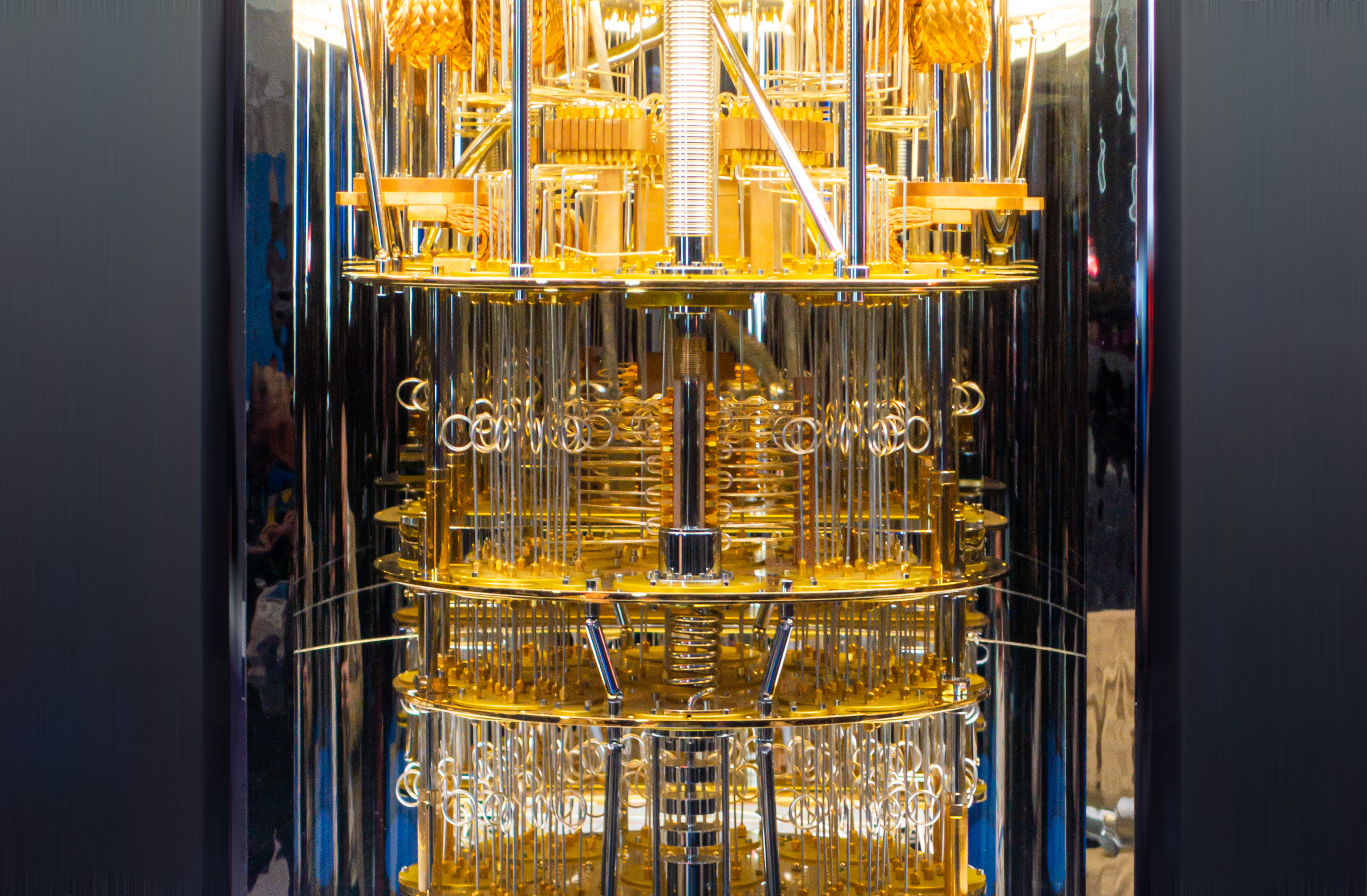 L'impressionnant IBM Q System One Quantum Computer, ordinateur quantique présenté par IBM au Consumer Electronic Show de 2020. © AA+W, AdobeStock